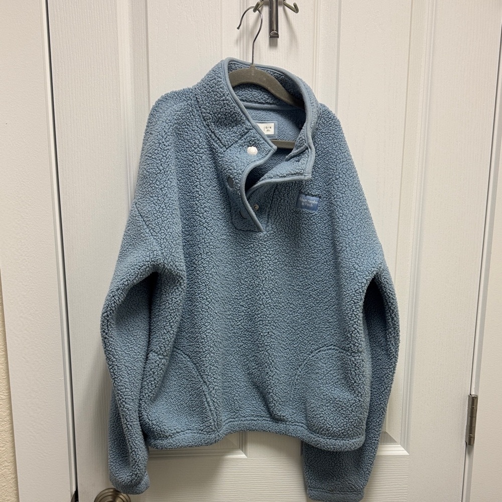 Abercrombie & Fitch Light Blue Fleece Sweater